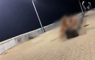 Trio é filmado fazendo sexo em grupo em Praia