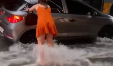 Vídeo: ex-BBB encara enchente de São Paulo e quase leva caldo