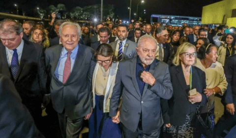 VÍDEO: Lula fez com que atos terroristas virassem a nosso favor, diz Damous