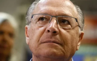 Alckmin defende reforma tributária e busca tranquilizar prefeitos