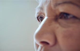 Alzheimer pode dar primeiros sinais nos olhos