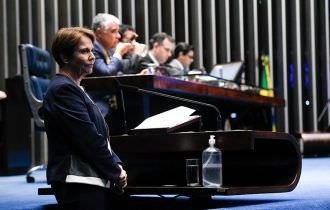 Aprovada ampliação de direito da mulher a acompanhante nos serviços de saúde