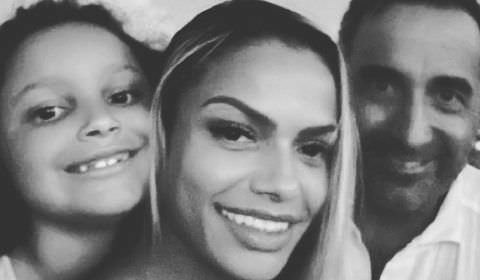 Atriz Quitéria Chagas lamenta morte do marido: “Queria viver”