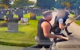 Briga durante enterro em cemitério tem taco de beisebol, facão e carros em alta velocidade; assista
