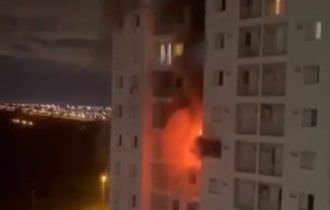 Criança de 5 anos morre durante incêndio em apartamento no DF; mãe teria iniciado o fogo