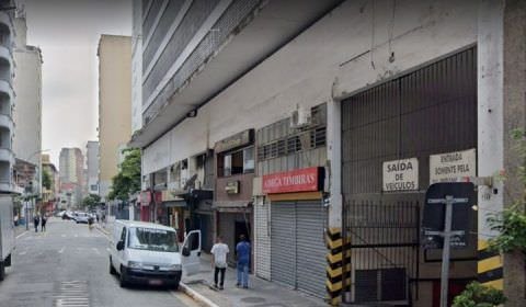 Crianças são encontradas nuas e amarradas em adega