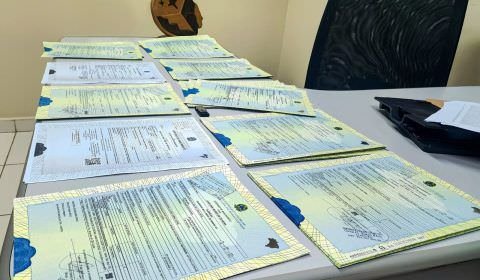 Defensoria realiza entrega de mais de 110 registros de nascimento em Tefé