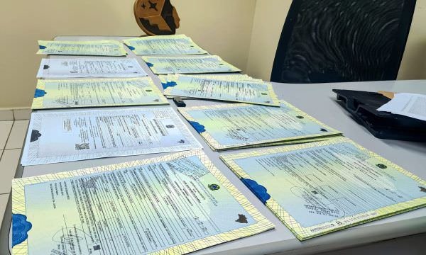 Defensoria realiza entrega de mais de 110 registros de nascimento em Tefé