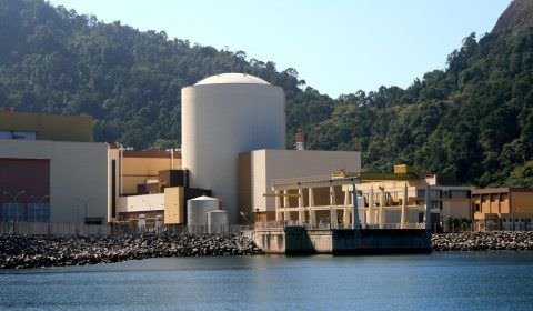 Eletronuclear é multada por liberação de material radioativo no mar