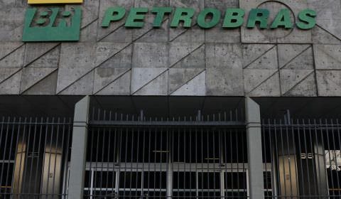 Governo indica novos candidatos para conselhos da Petrobras