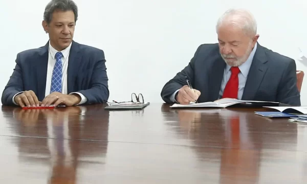 Lula bate martelo e define juros de empréstimo consignado do INSS em 1,97%