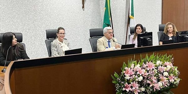 Ministra do TSE ressalta a importância da presença feminina em espaços de tomada de decisão