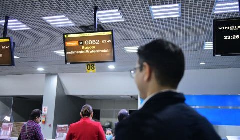 Novo voo que conecta Manaus a Bogotá, sem escalas, é inaugurado