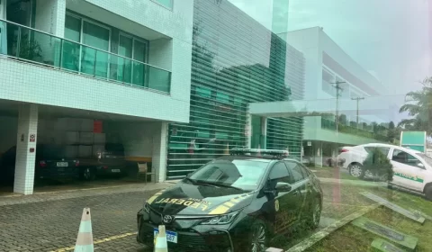 Operação da PF em 7 estados contra lavagem de dinheiro mira Gladson Cameli e governo do Acre