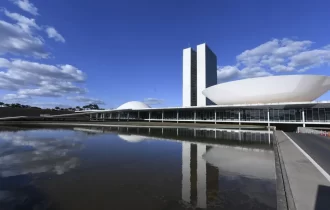 Planalto centraliza distribuição de recursos para tentar organizar base no Congresso