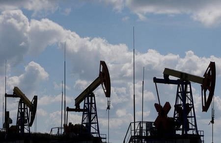 Preços do petróleo atingem menor patamar desde 2021 com temores bancários