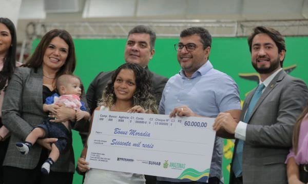 Wilson Lima dá início ao reassentamento de mais 200 famílias da Comunidade da Sharp e Manaus 2000