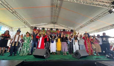 Amazonas participa de reunião com ministra dos Povos Indígenas para ampliar políticas públicas
