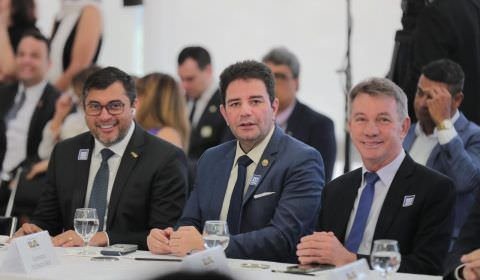 Em reunião no Palácio do Planalto, Wilson Lima destaca que apoio das famílias é fundamental para a segurança escolar