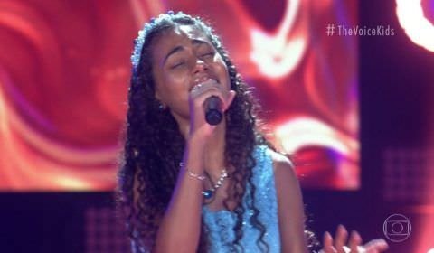 Ex-The Voice Kids participa de Congresso da IEQ no bairro Abial