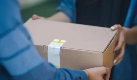 Governo anuncia fim da isenção para encomendas internacionais de até US$50