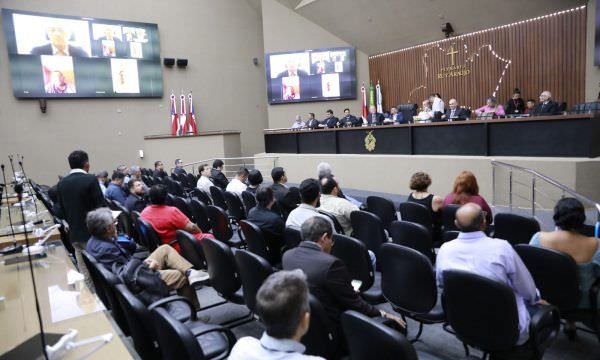 Governo do Estado participa de audiência pública sobre retomada do projeto Manta-Manaus