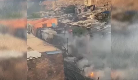 Incêndio em comunidade destrói 30 moradia