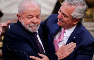 Lula jantará com Alberto Fernández na próxima terça-feira (2)