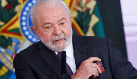 Lula sanciona mudança na Lei Maria da Penha e facilita aplicação de medidas protetivas