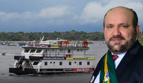 Nicson Marreira é primeiro prefeito da história de Tefé a fornecer atendimento em UBS fluvial 