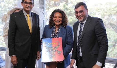 No Ministério da Cultura, Wilson Lima destaca importância do Festival de Parintins e convida Margareth Menezes para conhecer espetáculo