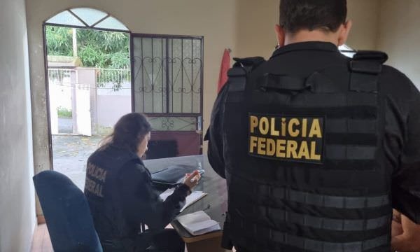 Operação 'Déjà Vu' cumpre mandados em Maués