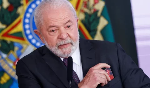 Preso no 8 de janeiro e acampados golpistas foram ao GSI de Heleno antes da posse de Lula