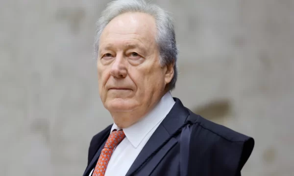 Ricardo Lewandowski se aposenta do STF após 17 anos