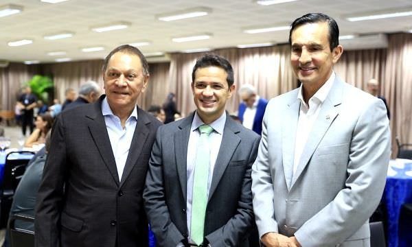Secretário de Desenvolvimento Industrial visita Manaus e debate novos rumos da Zona Franca