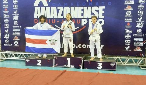Seleção de Carauari conquista 10 medalhas no Campeonato Amazonense de Jiu-Jítsu Profissional 2023