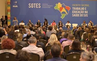 SES-AM participa de encontro nacional em Brasília sobre trabalho e educação na saúde do SUS