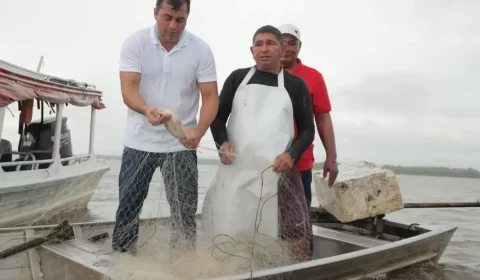 Wilson Lima anuncia doação de peixe às instituições assistenciais do Estado e a programação do Feirão do Pescado 2023