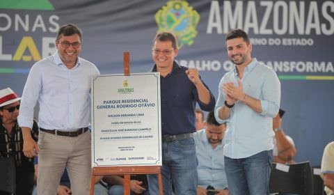Wilson Lima inaugura Residencial Rodrigo Otávio, primeiro habitacional do Prosamin+