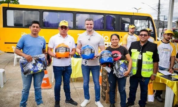 Detran Amazonas promove série de ações em Iranduba em alusão ao "Movimento Maio Amarelo"