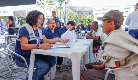 Governo do Amazonas atende pessoas em situação de rua e drogadição no mutirão Pop Rua Jud, do TJAM