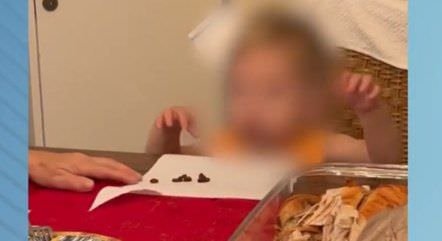 Mulher que estava com bebê de SC tinha a certidão de nascimento original e alegou que iria adotá-lo