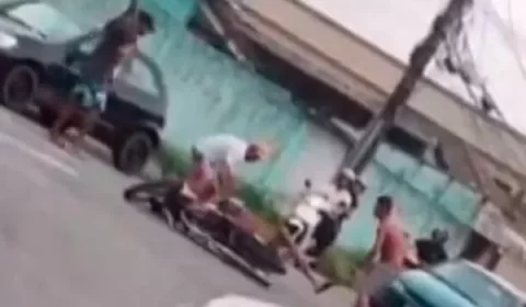 “Pega ladrão”: homem linchado após ser chamado de bandido é inocente