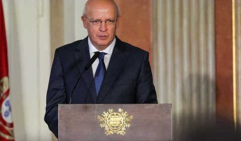 Relatório de investigação a fuga de informação na CPI à TAP entregue esta terça-feira a Santos Silva