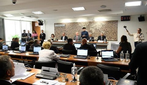 Senado aprova primeira mulher para embaixada do Brasil nos EUA