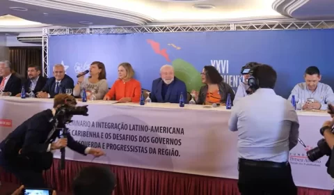 Lula critica “extrema-direita fascista” e diz não se ofender em ser chamado de “comunista”