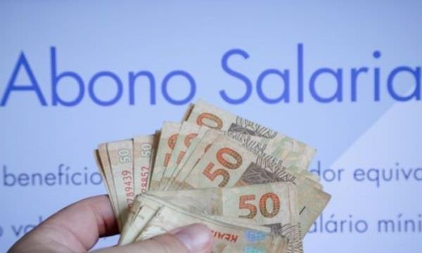 Abono salarial do PIS/Pasep é pago a 4,3 milhões de trabalhadores nesta quinta-feira (15)