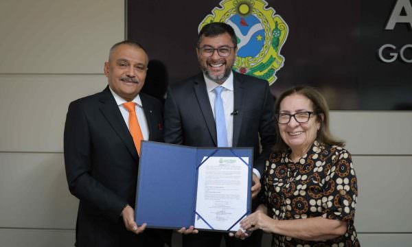 Governador Wilson Lima firma parceria com TJAM para avanço da regularização fundiária no estado