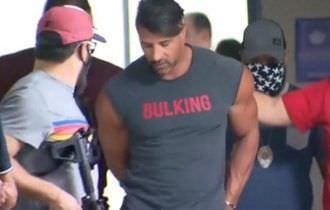 Homem que rasgou notas do Carnaval em 2012 é transferido para presídio federal