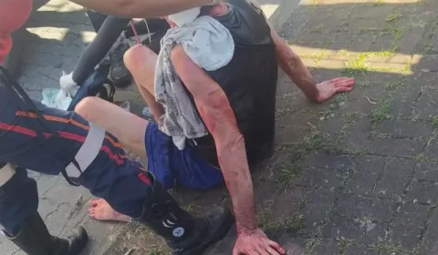 Homem tem olho perfurado por vizinho que invadiu apartamento